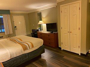 Travelodge by Wyndham Tuscaloosa