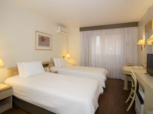 Trevi Hotel e Business