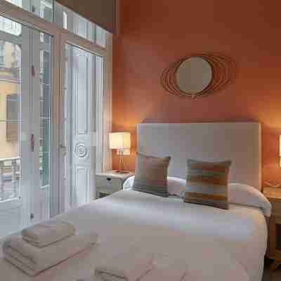 Fresh Velazquez Apartments Rooms