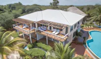 Laru Beya Resort Hotels near Placencia Peninsula