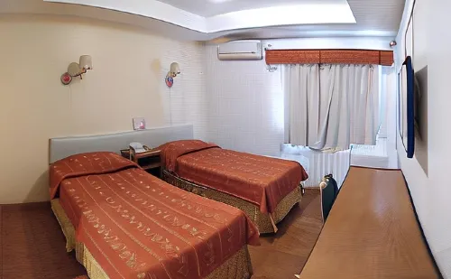 Hotel Crystal