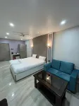 Hotel Sri Hoteles cerca de Golden Lotus