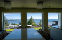 HOV B&B House -Hospitality Ocean View Victoria- Hotels in Langford