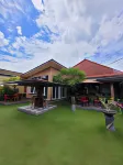Ndalem Katong Guest House Ponorogo Hotel dekat Toserba Ponorogo Permai