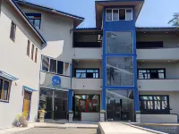 Dhammika Beach Palace