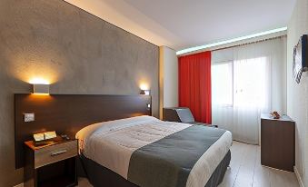 Apartamentos Recoletos 이미지