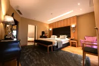 Hotel Bristol