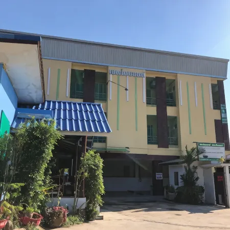 S Diamond Apartment