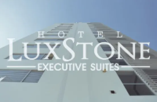 Luxstone Executive & Suites Hoteles cerca de Estadio Olimpico Hernando Siles