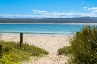 Gorgeous Beach House - Get in for Spring!