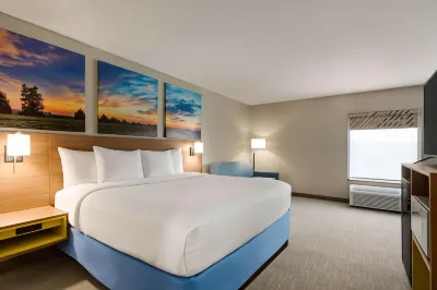Days Inn by Wyndham Hillsboro