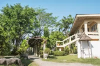 Go Resort Hotels in der Nähe von Sacred Heart School