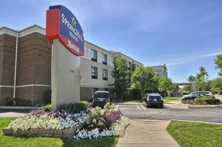 SpringHill Suites Detroit Southfield Отели рядом с достопримечательностью «4 Men»