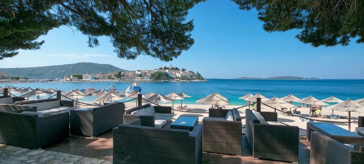 Apartment Milka Hotels in Primosten