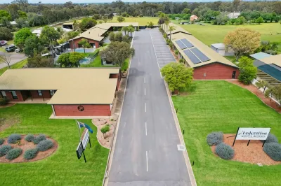 Federation Motel Resort - Corowa Hotel di Corowa