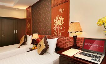 Hanoi Golden Charm Hotel