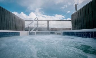 Eleven Revelstoke Lodge