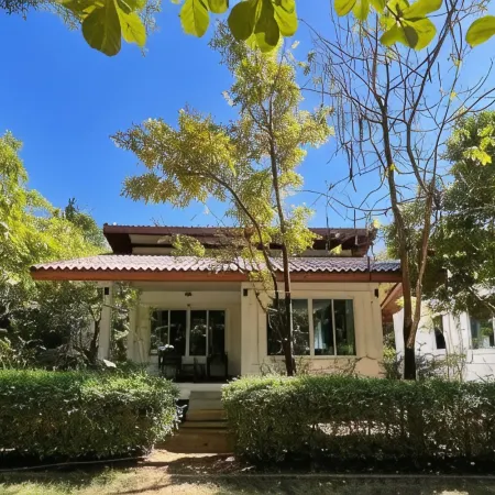 Nitiporn Resort Kohphayam & Seaagain Bar and Restaurants