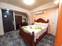 Hotel Mi Paraíso Río Dulce - 2 ดาว