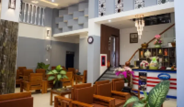 Nguyen Phuoc Hotel