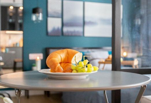 4. 플랫 화이트 아..