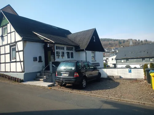 Ferienwohnung Sleeps 6 with Whirlpool Hotels in Olsberg