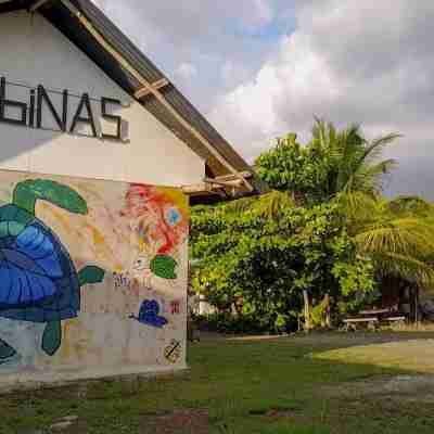Cabinas Manawada Hotel Exterior