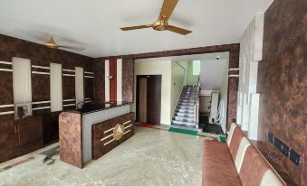 Hotel Abhishek Inn