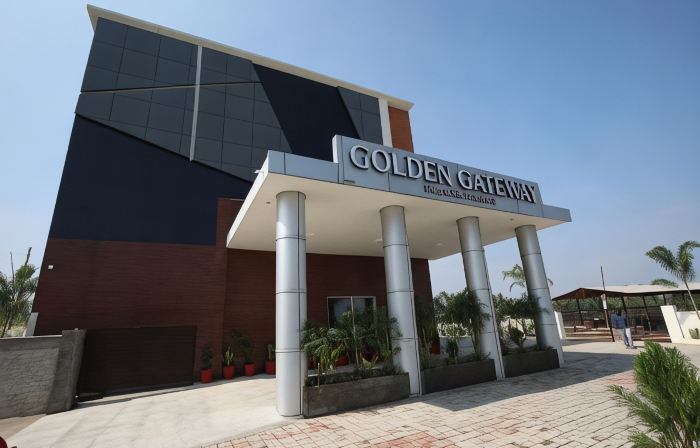 Hotel Golden Gateway