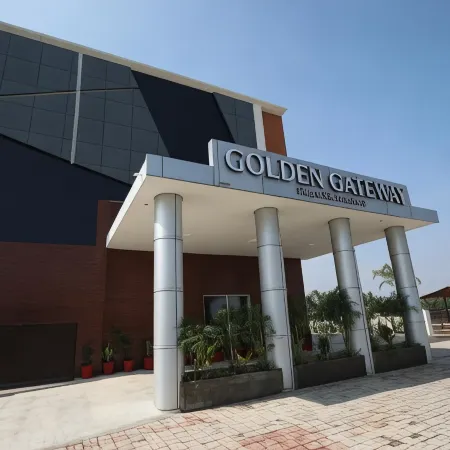Hotel Golden Gateway