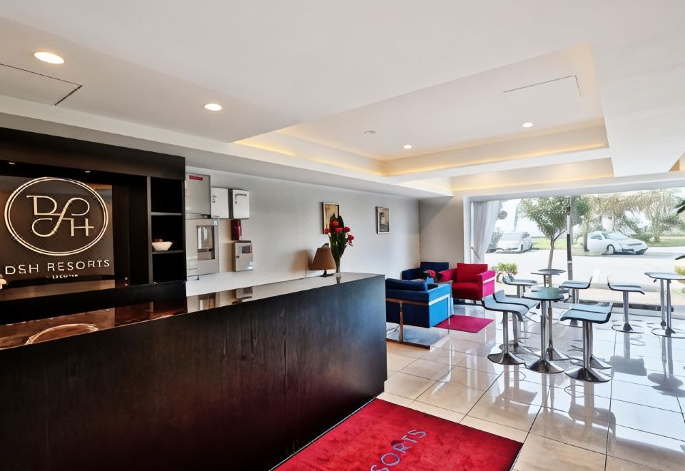 비치 프론트 미하마 외관 또는 객실 전망