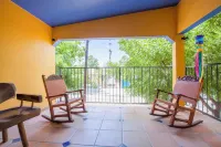 Cozy Stay 2 Blocks from the Beach and Malecón! Các khách sạn ở 
