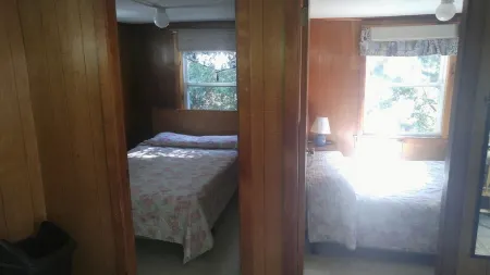 2 bedroom cottages ocean views from property