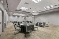 DoubleTree Suites by Hilton Huntsville South