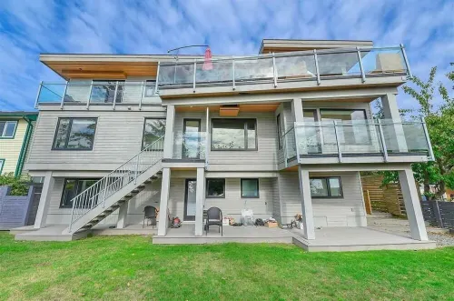 3 BR Seaside Bliss-Close to the beach-OCEAN VIEW!