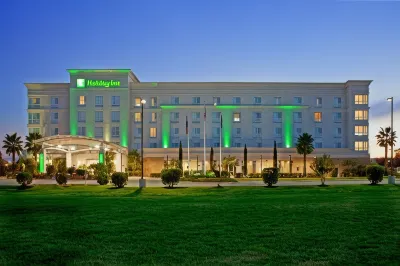 Holiday Inn & Suites College Station-Aggieland Hotel dekat J Wayne Stark University Center Gallery