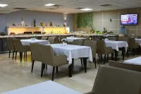 Grand Zara Hotel - 3 Sao