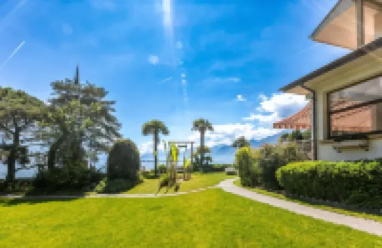 La Villa Hotel in zona Statua di Freddie Mercury