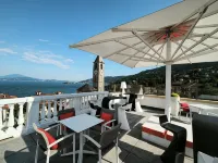 Hotel Al Campanile - Luxury Suites & Apartments Hotels in Baveno