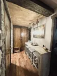 Beautiful Yo Mama’s House