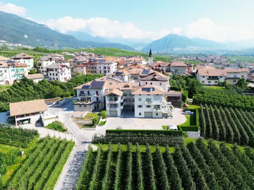 Le Rocce Val di Non - Quality Room & Breakfast Hotels in Coredo
