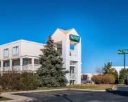 Quality Inn Hotels in Springfield Township