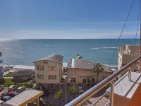Hotel Nais Beach - Mountain view