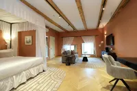 The Three Sisters Boutique Hotel