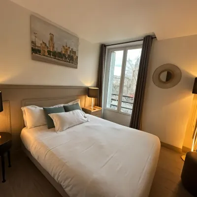 Hotel Little Regina Các khách sạn gần Temple - République