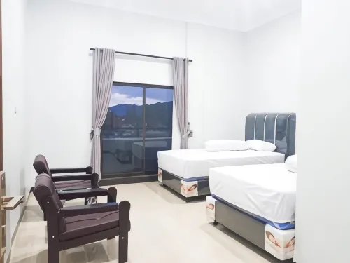 Blessing House Parapat Hotels in Motung