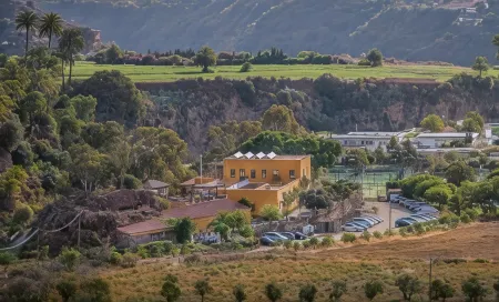 Hotel Rural LIVVO Maipez Отели в г. Montana Alta