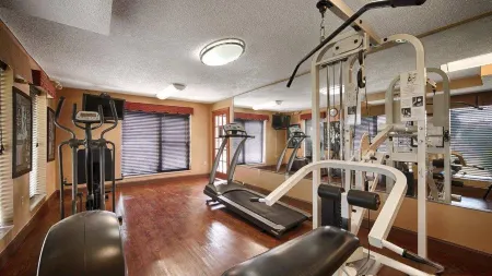 Mho Inn and Suites Отели в г. Monmouth Junction