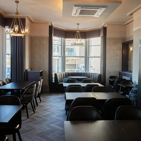 CAE Mor Hotel