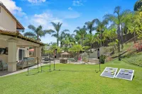 Villa Paradiso Hotels in Lakeside